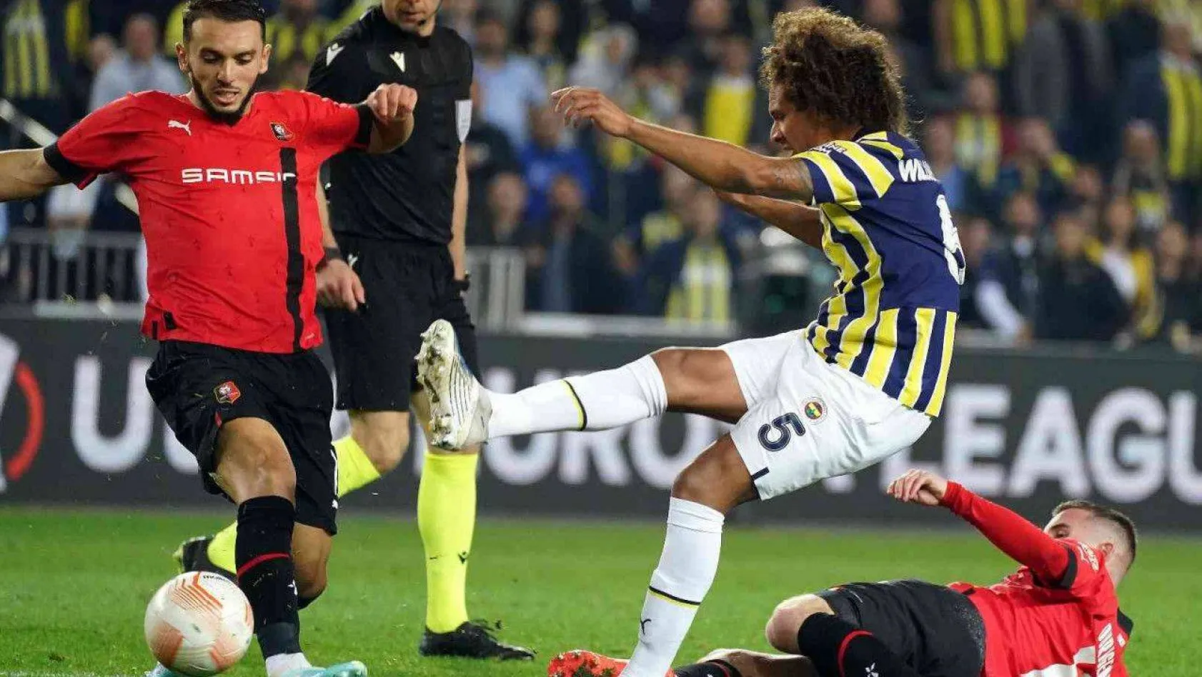 UEFA Avrupa Ligi: Fenerbahçe: 3 - Rennes: 3 (Maç sonucu)