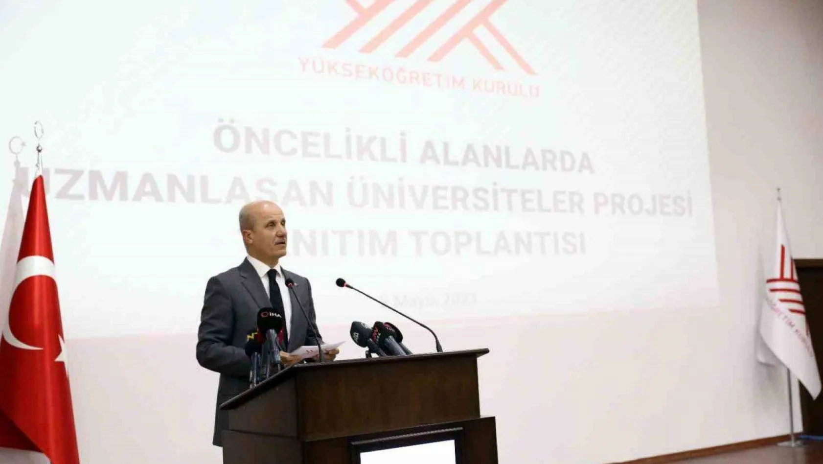 YÖK Başkanı Özvar: '15 bilim alanında 25 üniversiteye öncelikli alan misyonu verilmesi kararlaştırıldı'