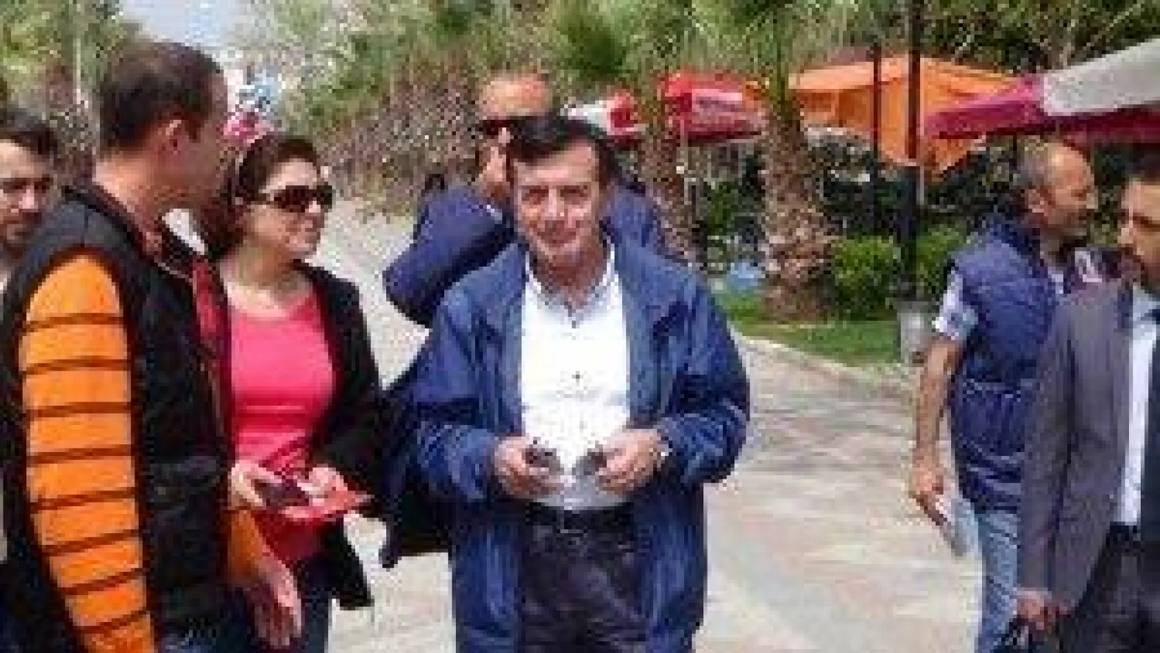 Pamukoğlu Silivri'de vatandaşlarla buluştu