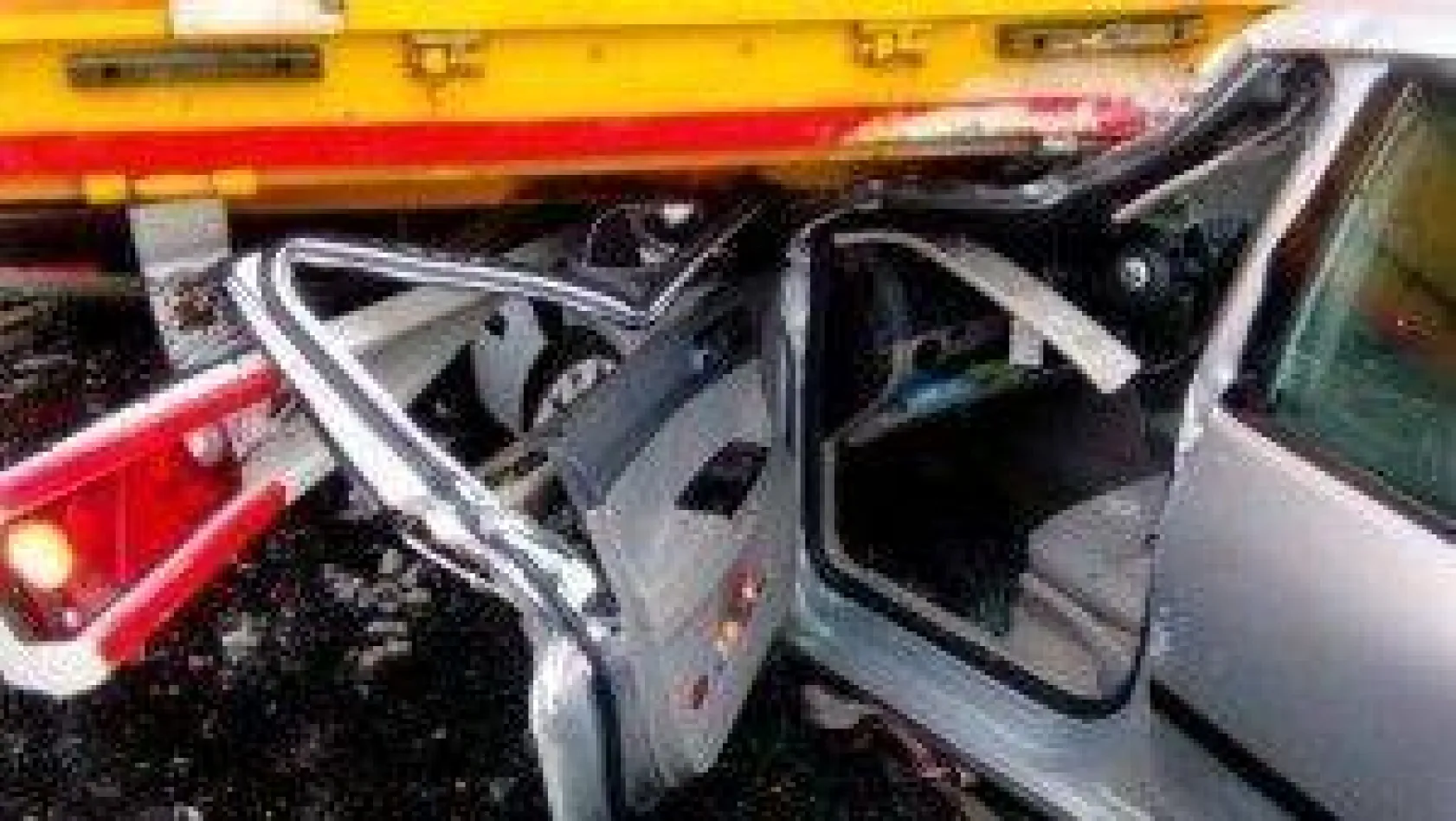 Büyükçavuşlu'da kaza 3 yaralı