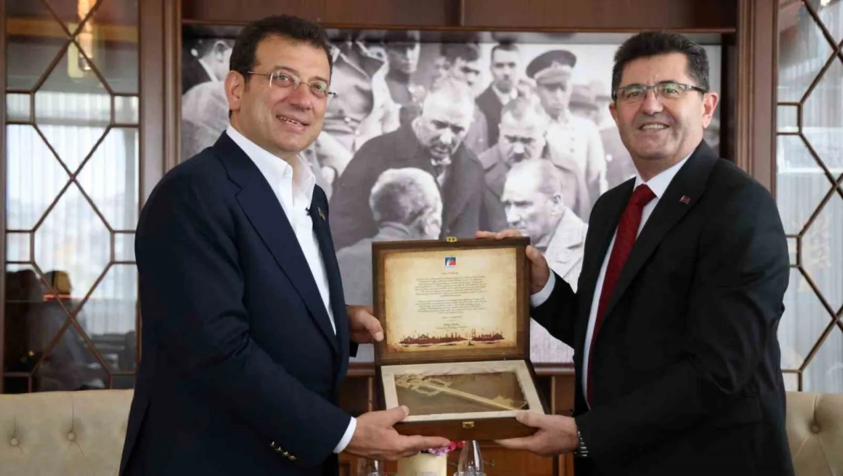 İBB Başkanı İmamoğlu'dan Çekmeköy Belediye Başkanı Çerkez'e tebrik ziyareti