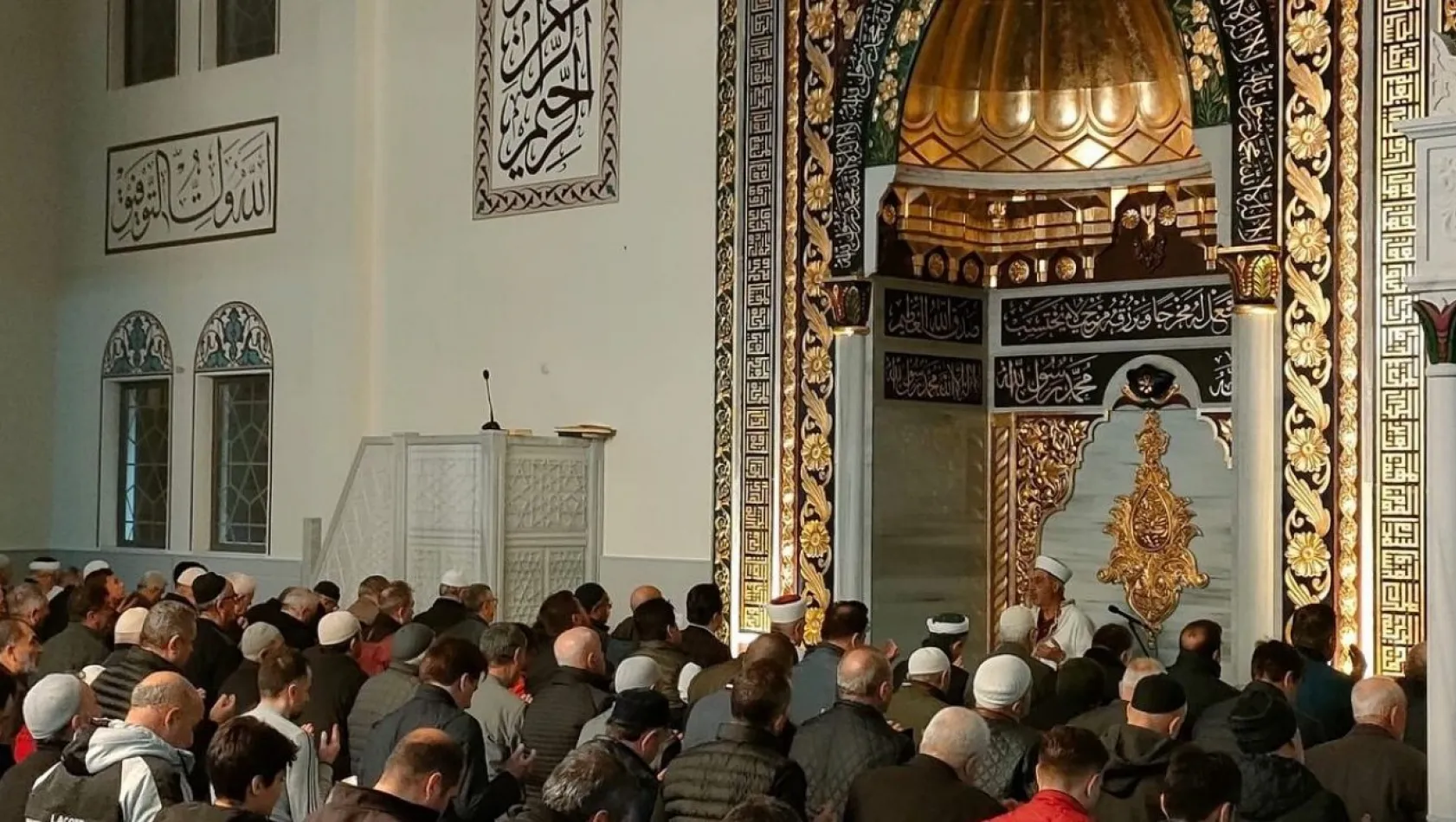 Lokman Hekim Camii ibadete açılıyor
