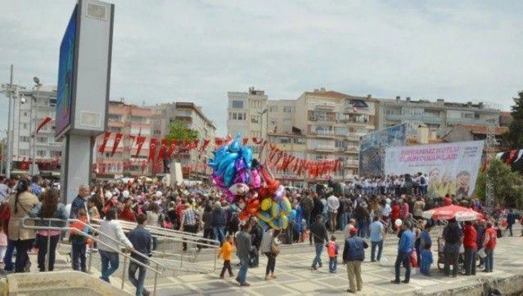 Silivrili Çocuklar Bayramlarını Doyasıya Yaşadı