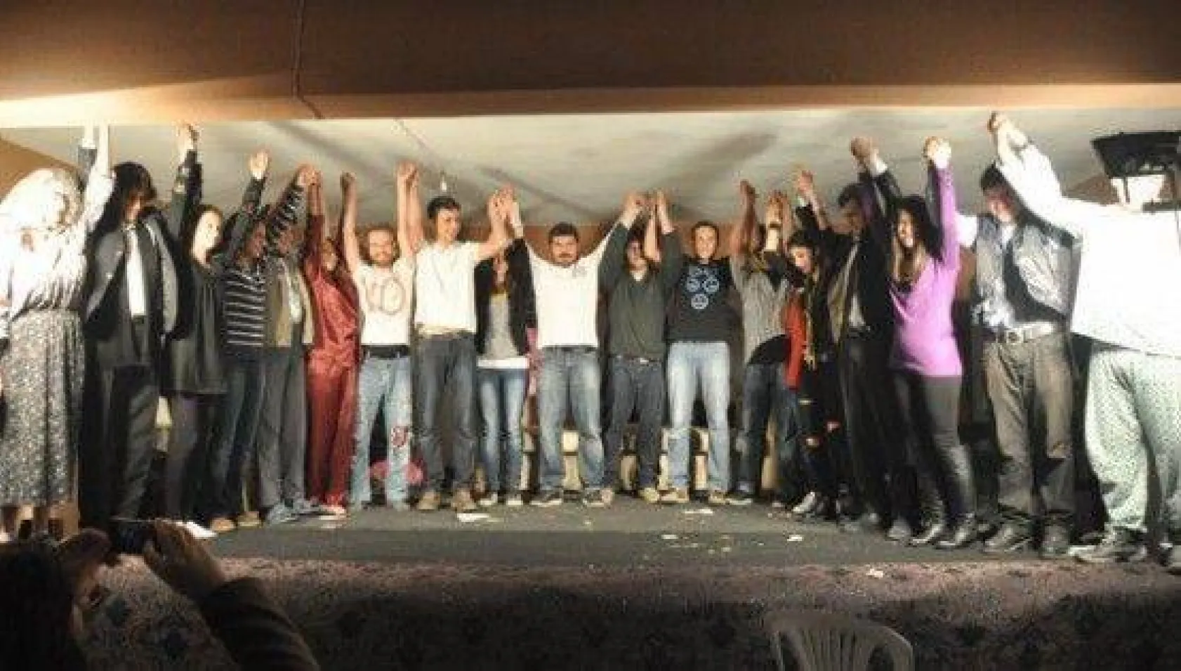 Ustalara Taş Çıkartıyor