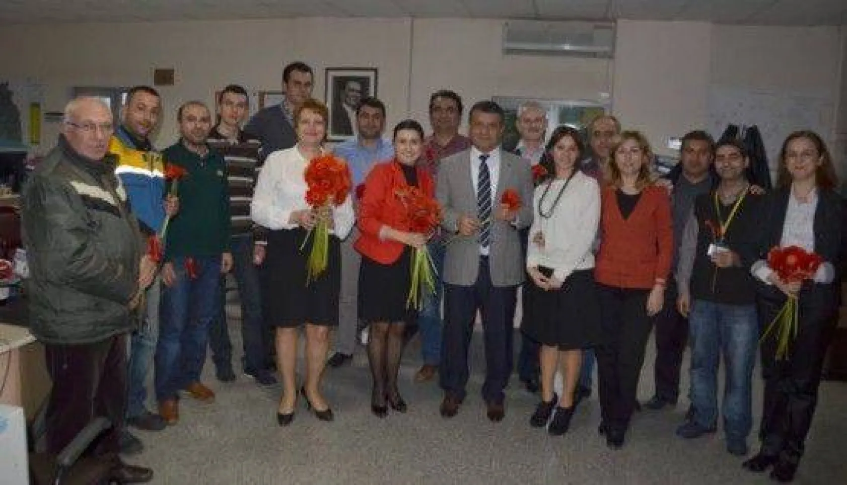 Belediye Personeli Sevgililer Gününü Kutladı