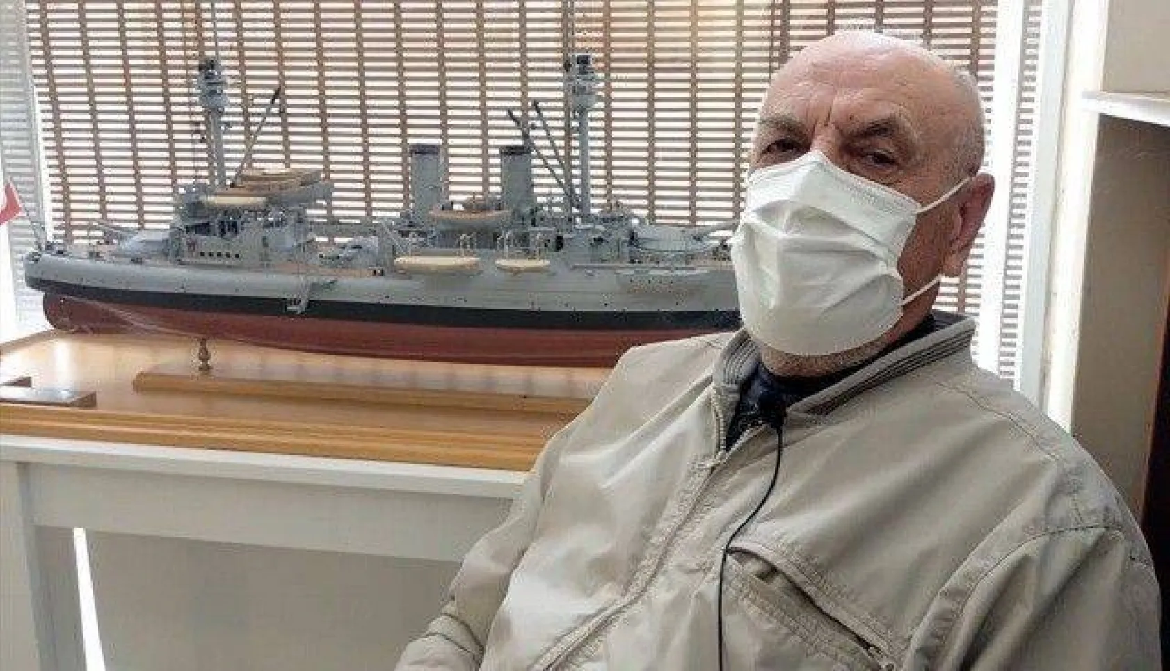 Binlerce parça kullanıp şaheser gemiler üretiyor