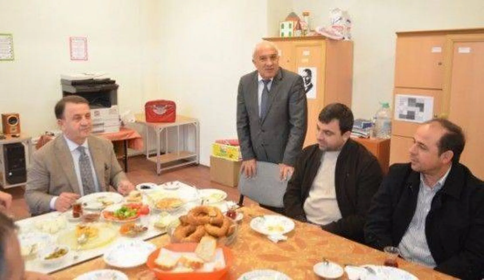 Değirmenköy Atatürk Ortaokulu'na Işıklar Ziyareti