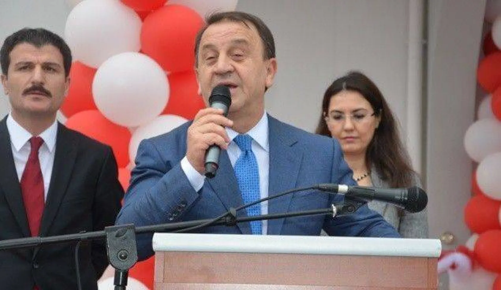 Bakan Özhaseki: 'İstikrar abidesi gibi ayaktayız'