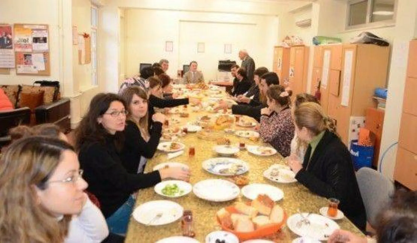 Değirmenköy Atatürk Ortaokulu'na Işıklar Ziyareti