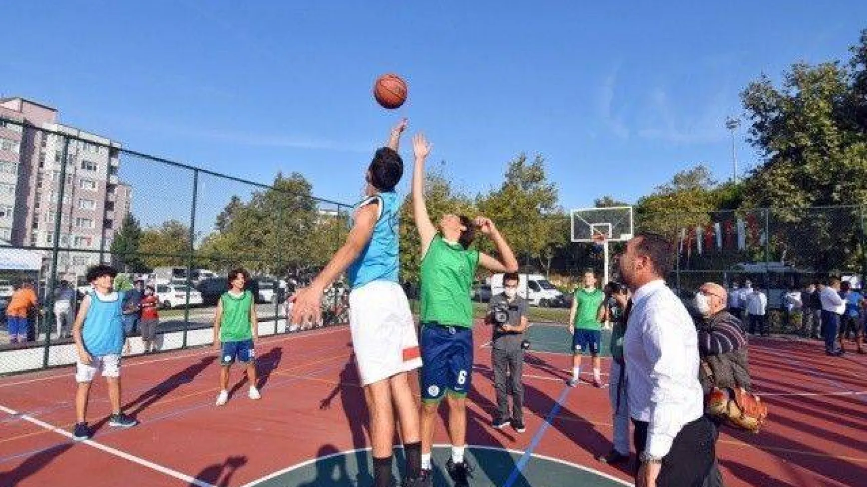 Aydan Siyavuş Basketbol Sahaları Törenle Açıldı