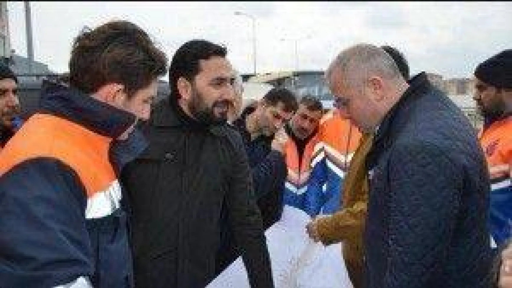 Alt geçit trafiğine kavşak çözümü