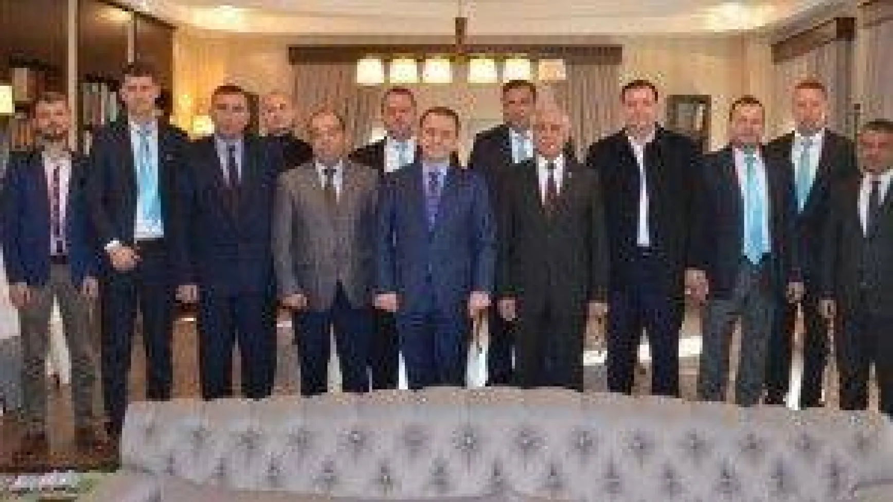 Recep Akıncı’ya İlçe Protokolünden Tam Destek