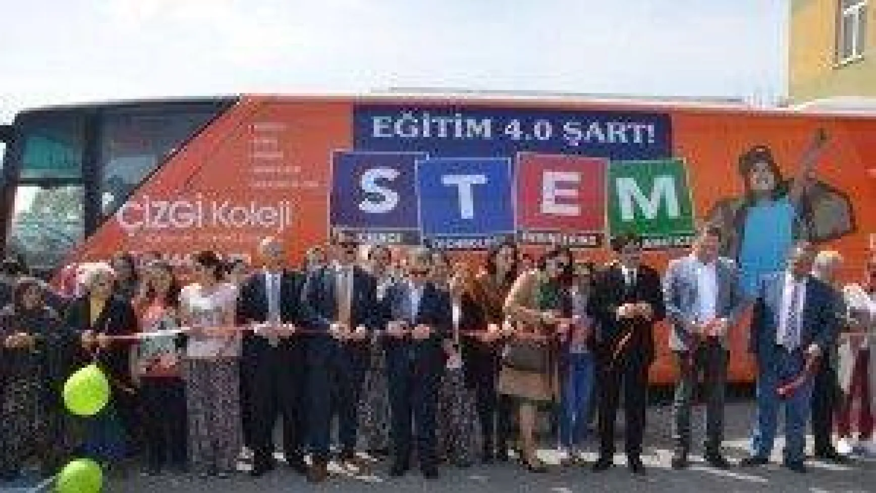 Çizgi Koleji’nin ‘STEM Otobüsü’ yola çıktı