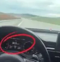 307 kilometre hızı görüp kendisini çekti, jandarma enseledi