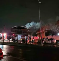 Esenyurt'taki fabrika yangını 6 saattir devam ediyor