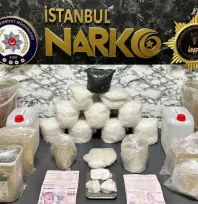 İstanbul'da uyuşturucu operasyonu: 3 gözaltı