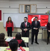 Silivri'de İkinci Dönemin İlk Dersi 'Bayrak Sevgisi' Temasıyla Başladı