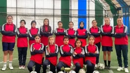 Gümüşyaka Tarihinde Bir İlk: Kız Futbol Takımı Kulüpleşti