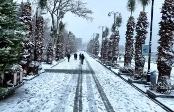 Silivri beyaz örtü ile kaplandı: Kar yağışı havadan görüntülendi