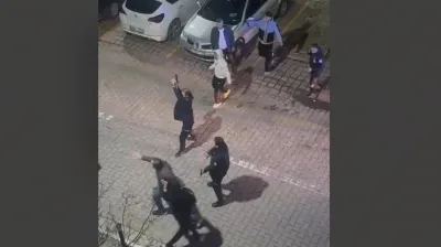 Silivri'de iki taraf arasındaki kavgayı polis havaya ateş açarak ayırdı