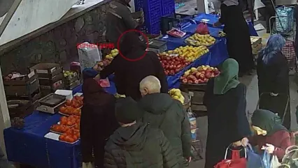 Kaşla göz arasında hırsızlık yaptı: O şüpheliyi polis yakaladı