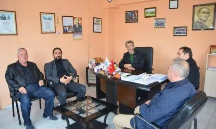 AK Parti hafta sonunu boş geçirmedi