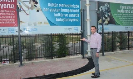 Bozoğlu 'Belediye hizmetsizlik kanserine yakalanmış'