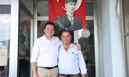 Başkan Balcıoğlu, Gazitepe Mahallesi'nde Esnaf ve Vatandaşlarla Bayramlaştı