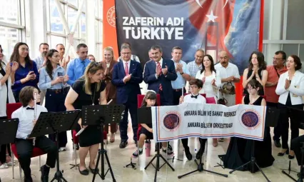 Bakan Tekin: ''LGS'den pis koku geliyor' diyorlar, o koku CHP'li belediyelerin rüşvetle yargılandıkları sürecin içerisinden geliyor'