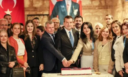 Başkan Balcıoğlu, Belediye Eğitimcileriyle Öğretmenler Gününü Kutladı