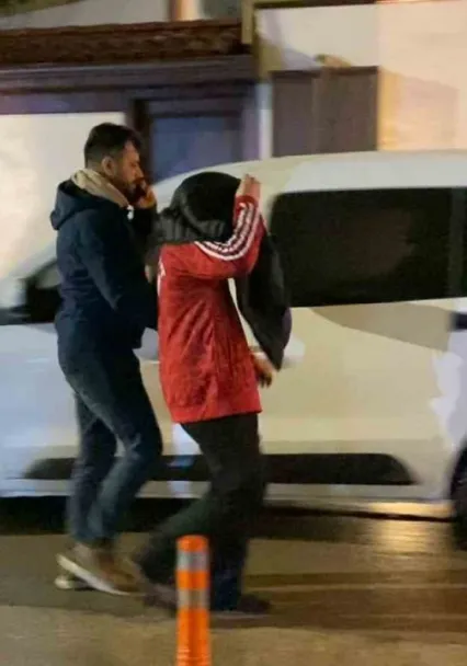 Ortalığı bir birine katan gençlerden biri yakalandı