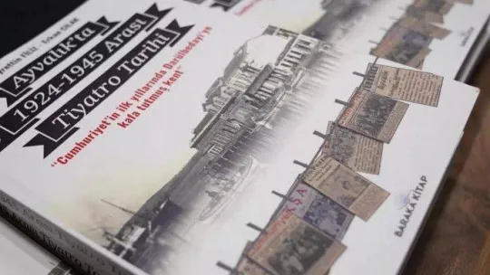 'Ayvalık'ta 1924-1945 Arası Tiyatro Tarihi' kitabına imza günü