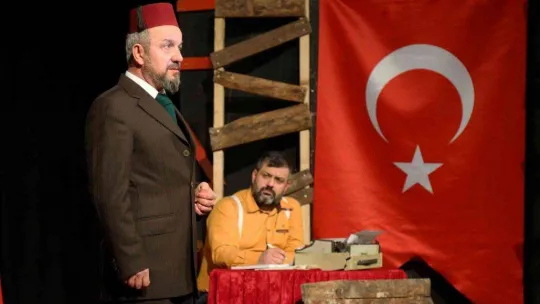 'Ben, Mehmet Akif' oyunu duygu dolu anlar yaşattı