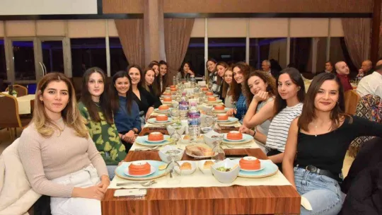 'Bizim Kızlar' Bilecik Belediye Spor maçı öncesinde moral depoladı