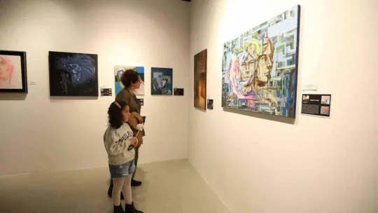 'Burda/yız' sergisi Nilüfer'de sanatseverlerle buluştu