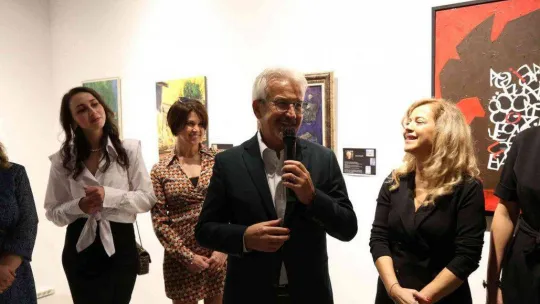 'Burda/yız' sergisi Nilüfer'de sanatseverlerle buluştu