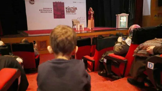 'Çocuğuma dini nasıl sevdiririm?' sorusu AKM'de cevap buldu