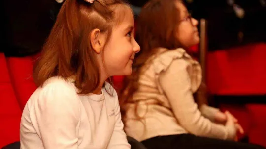 'Çocuğuma dini nasıl sevdiririm?' sorusu AKM'de cevap buldu