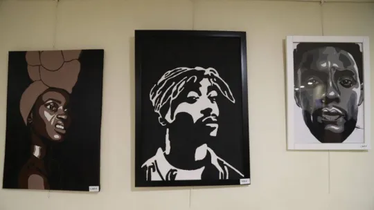 'De Rien' resim sergisi Kartal Belediyesi'nde açıldı