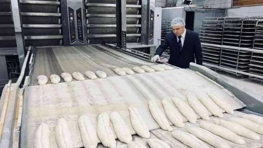 'Ekmek aptal toplumların gıdasıdır' diyen Kolivar'a vatandaştan tepki: 'Kendisi aptal'