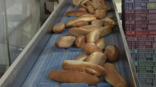 'Ekmek aptal toplumların gıdasıdır' diyen Kolivar'a vatandaştan tepki: 'Kendisi aptal'