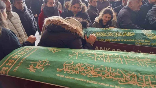 'Elvan Dalton' ismiyle tanınan ünlü şarkıcı Elvan Yılmaz son yolcuğuna uğurlandı