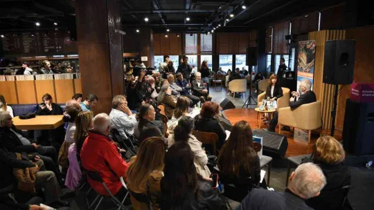 'Haydarpaşa Kitabı: Kent, Mekan, Mücadele' yazarları Kadıköy'de buluştu