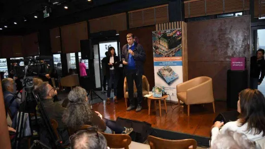 'Haydarpaşa Kitabı: Kent, Mekan, Mücadele' yazarları Kadıköy'de buluştu