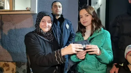 'İnsanlık ölmemiş' dedirten hareket...