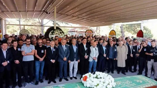 'İstek Şarkı' cinayetine kurban giden müzisyen Onur Şener son yolculuğuna uğurlandı