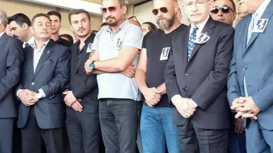 'İstek Şarkı' cinayetine kurban giden müzisyen Onur Şener son yolculuğuna uğurlandı