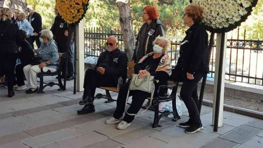 'İstek Şarkı' cinayetine kurban giden müzisyen Onur Şener son yolculuğuna uğurlandı