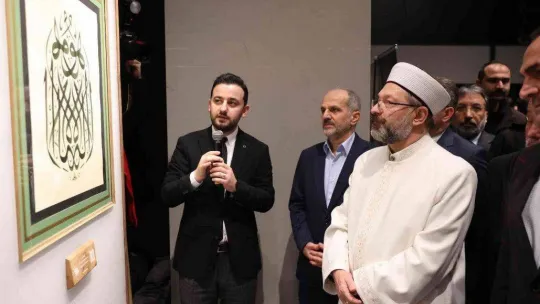 'Kelime-i Tevhid' Hat Eserleri Sergisi AKM'de sanatseverlerle buluştu