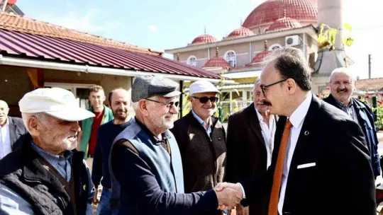 'Köyümü Seviyorum Sokağımı Boyuyorum' projesi Kınık'ta başladı